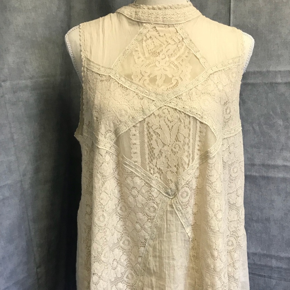 UMGEE IVORY LACE TANK XL